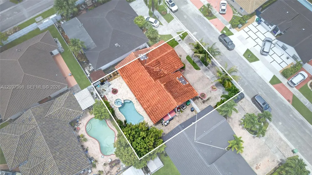 955 NW 128th Ct Miami, FL 33182