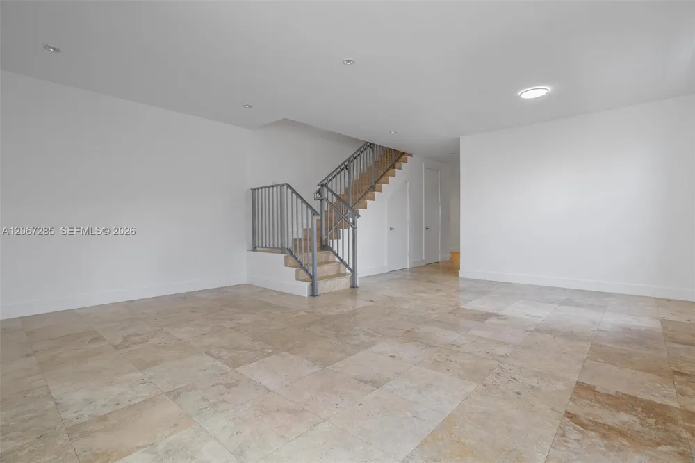 2784 SW 34th Ave Miami, FL 33133
