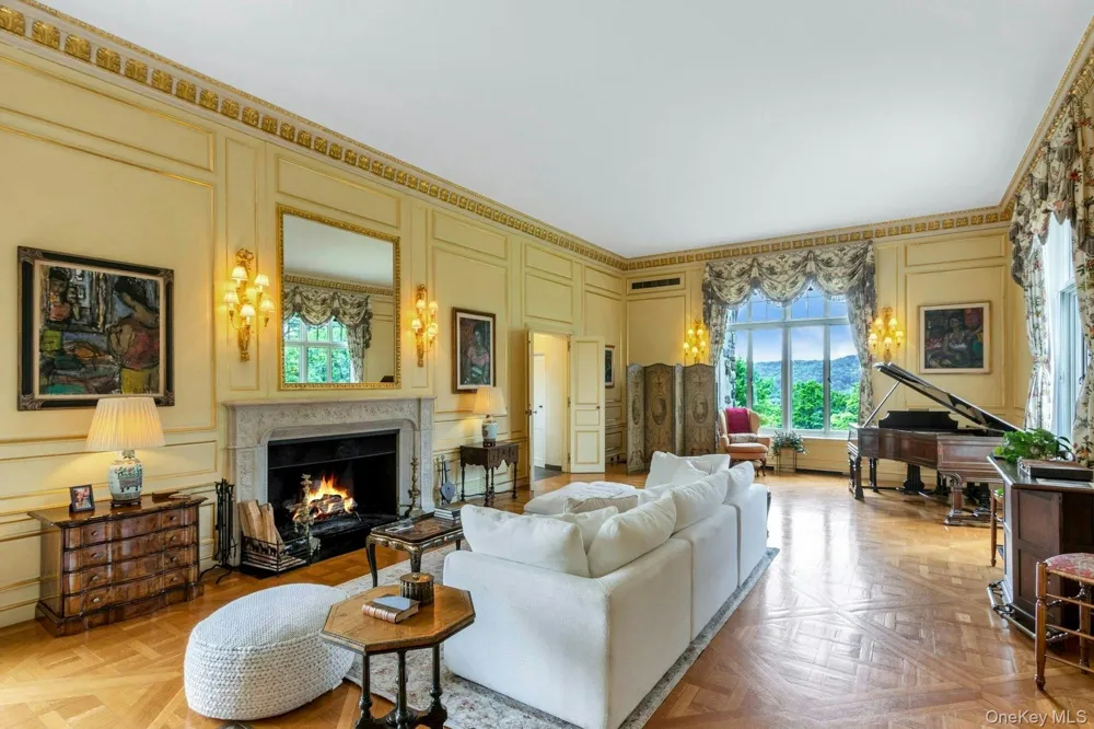 120 Ridge Road Tuxedo Park, NY 10987
