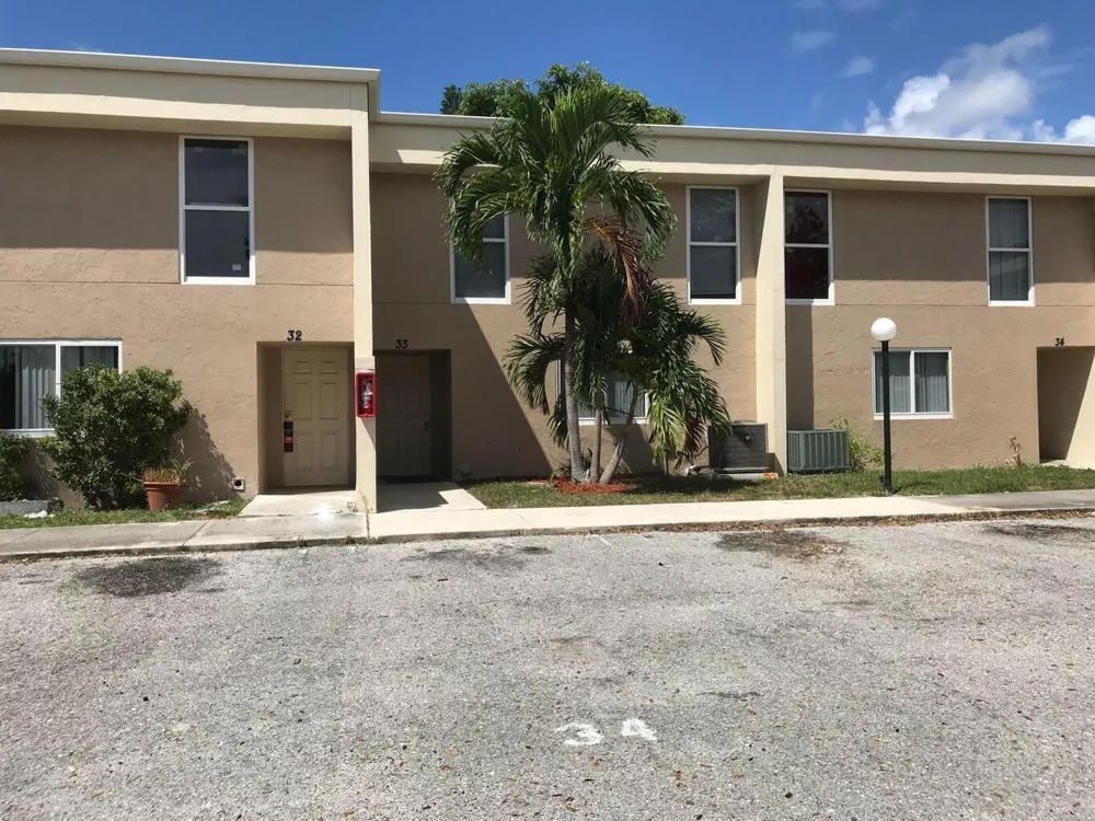 2800 Georgia Avenue West Palm Beach, FL 33405