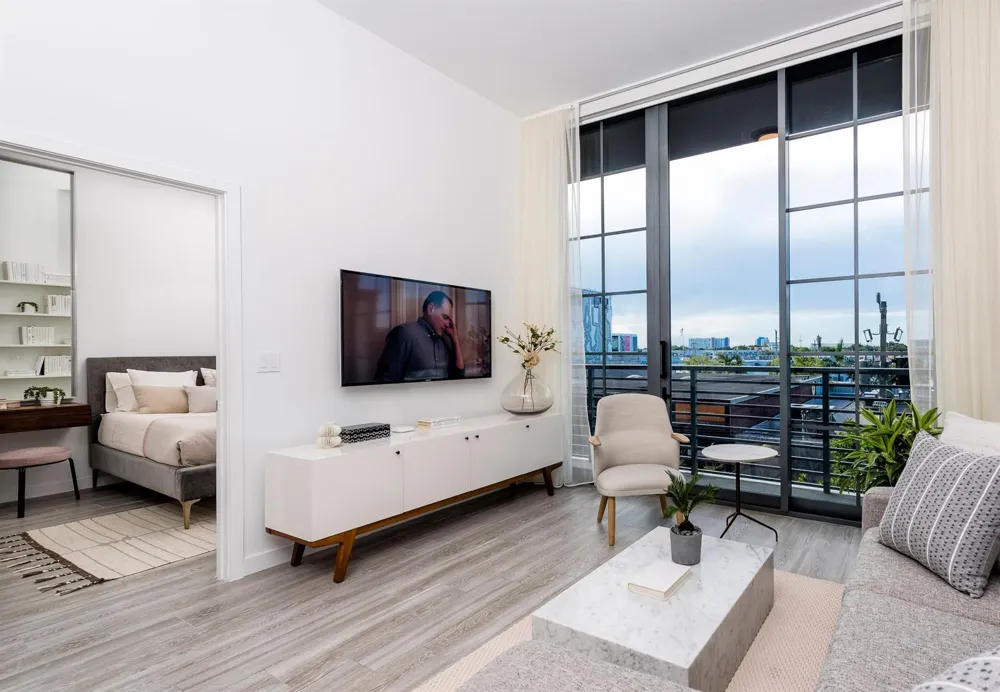 240 NW 25th Street #329 Miami, FL 33127