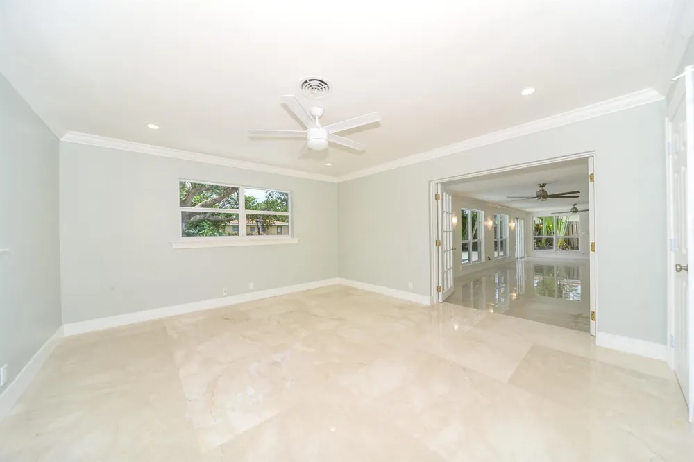 709 W Royal Palm Road Boca Raton, FL 33486