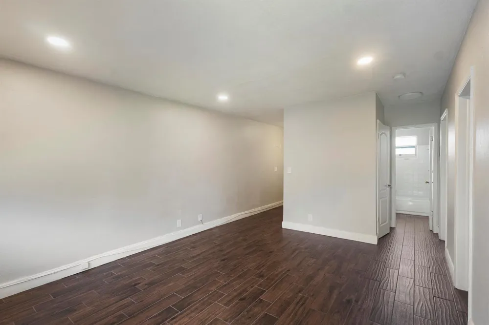 730 NW 4th Avenue #3 Fort Lauderdale, FL 33311