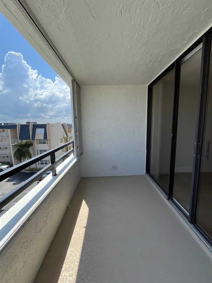 3555 S OCEAN BOULEVARD #411 South Palm Beach, FL 33480