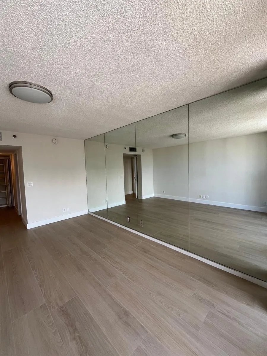 3555 S OCEAN BOULEVARD #411 South Palm Beach, FL 33480
