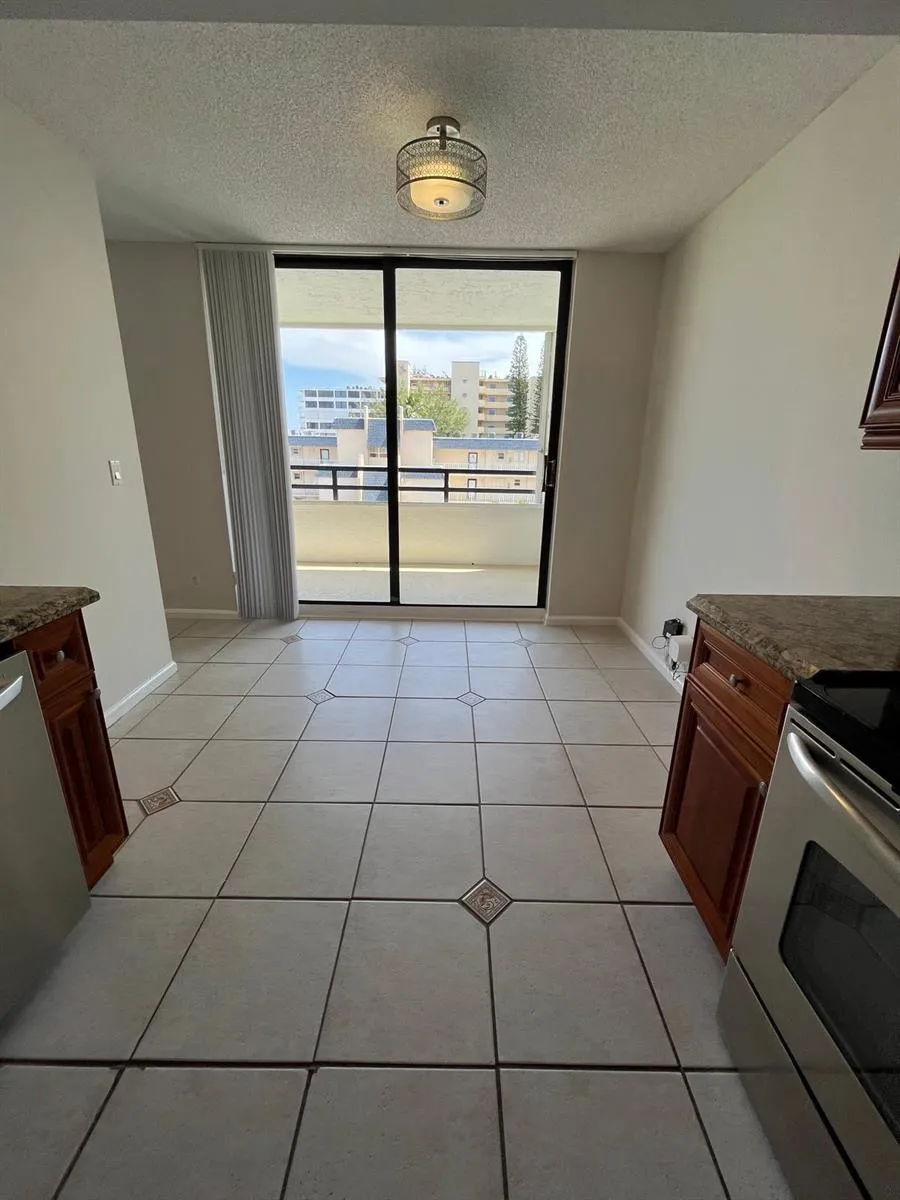 3555 S OCEAN BOULEVARD #411 South Palm Beach, FL 33480