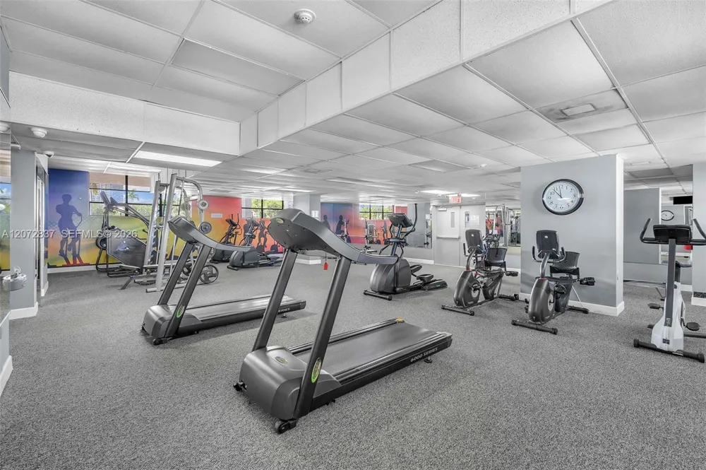200 Leslie Dr #818 Hallandale Beach, FL 33009