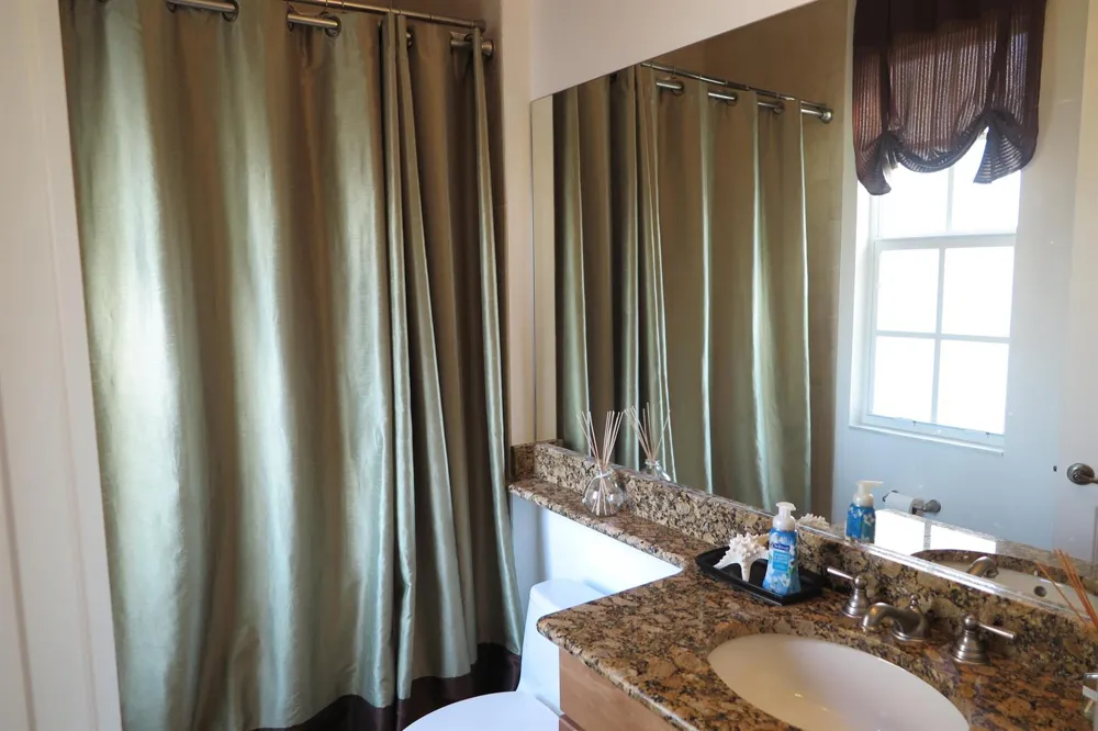 819 NW 82nd Place #819 Boca Raton, FL 33487
