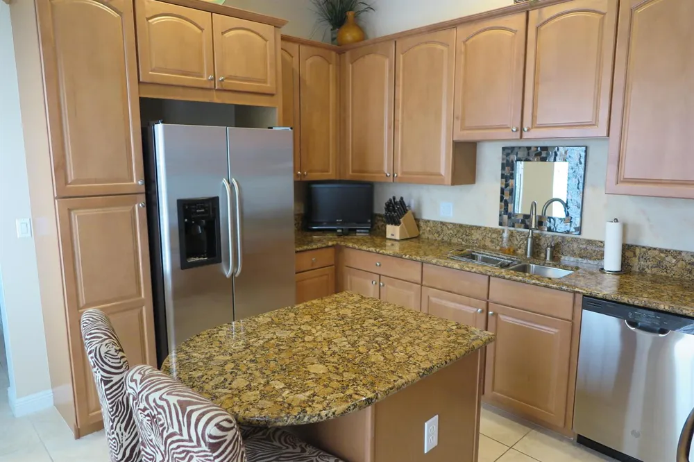 819 NW 82nd Place #819 Boca Raton, FL 33487