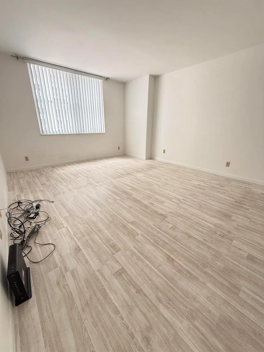 101 BRINY AVENUE #1010 Pompano Beach, FL 33062