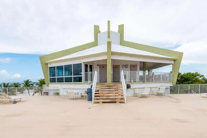 101 BRINY AVENUE #1010 Pompano Beach, FL 33062
