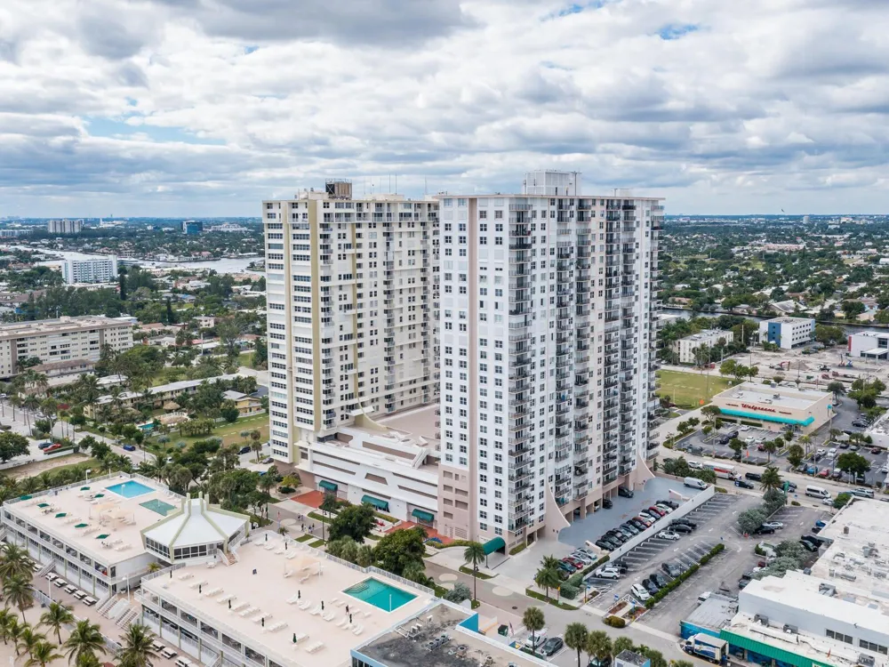 101 BRINY AVENUE #1010 Pompano Beach, FL 33062