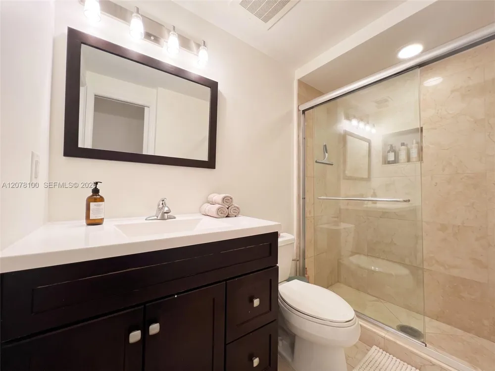 19400 Turnberry Way #312 Aventura, FL 33180
