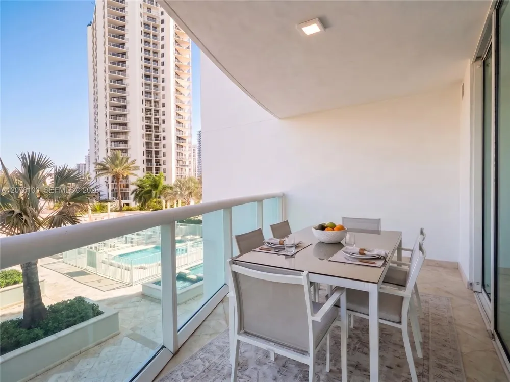 19400 Turnberry Way #312 Aventura, FL 33180