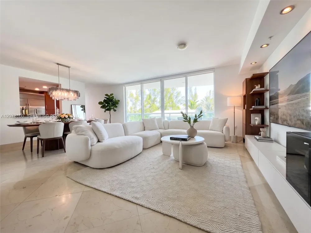 19400 Turnberry Way #312 Aventura, FL 33180