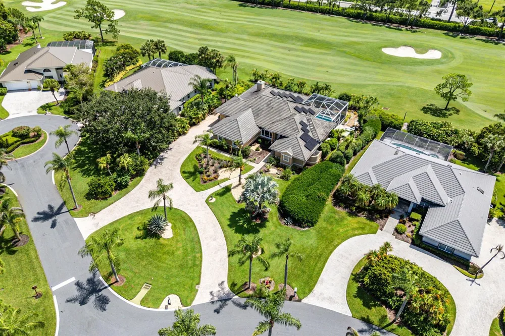 4084 SW GLENEAGLE CIRCLE Palm City, FL 34990