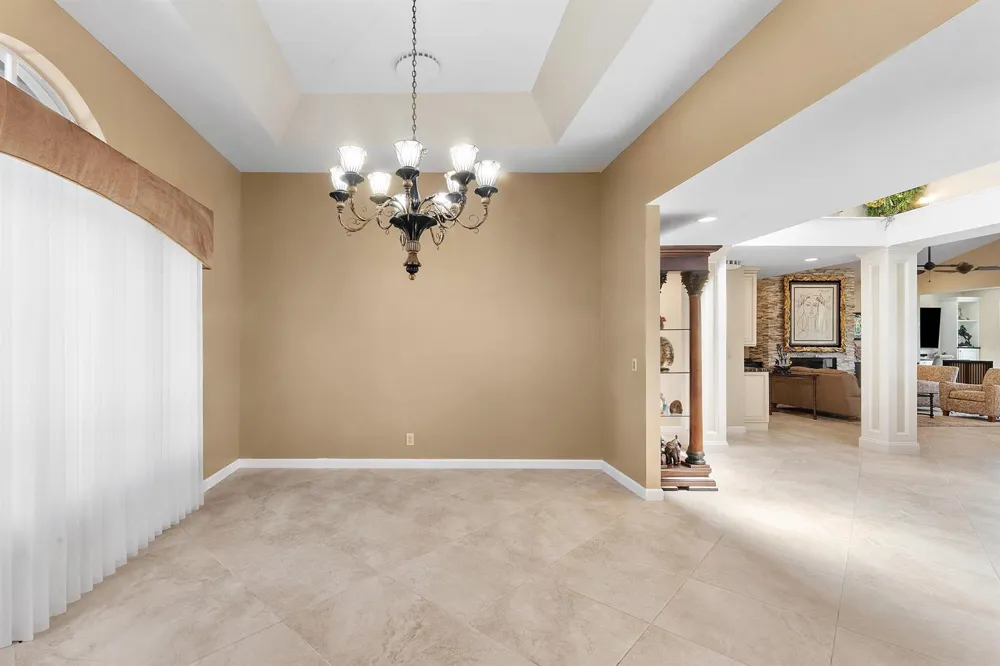 4084 SW GLENEAGLE CIRCLE Palm City, FL 34990