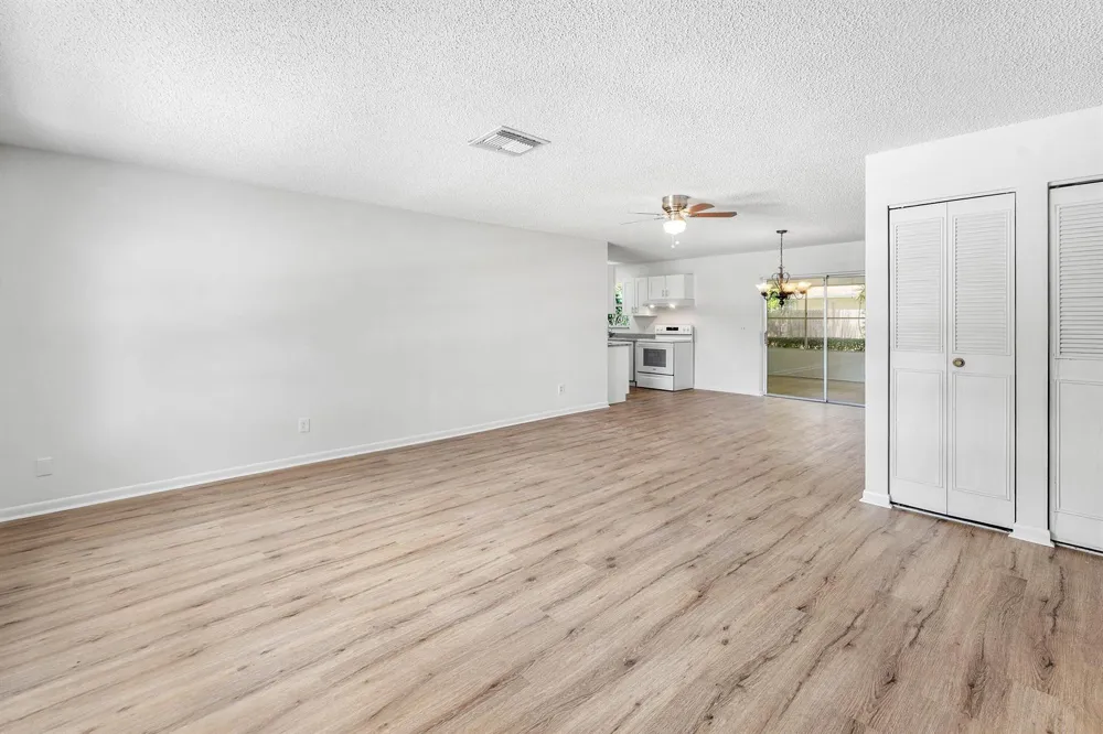 149 Arrowhead Circle Jupiter, FL 33458