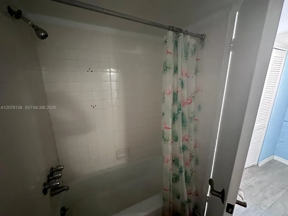 26 Diplomat Pkwy #2342 Hallandale Beach, FL 33009