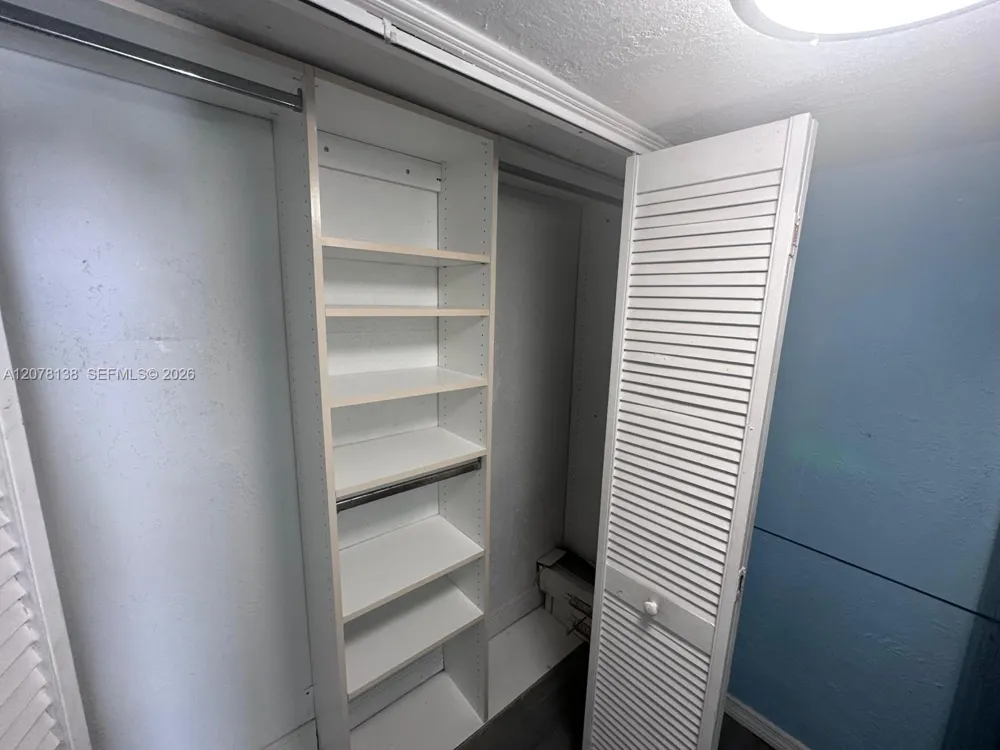 26 Diplomat Pkwy #2342 Hallandale Beach, FL 33009