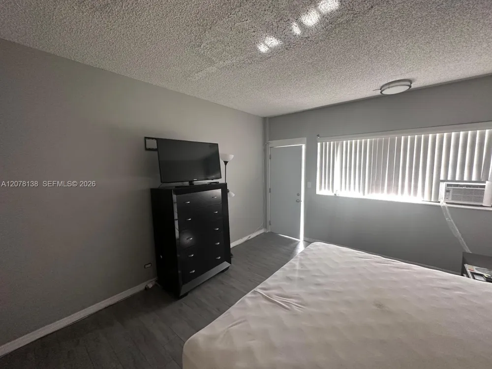 26 Diplomat Pkwy #2342 Hallandale Beach, FL 33009