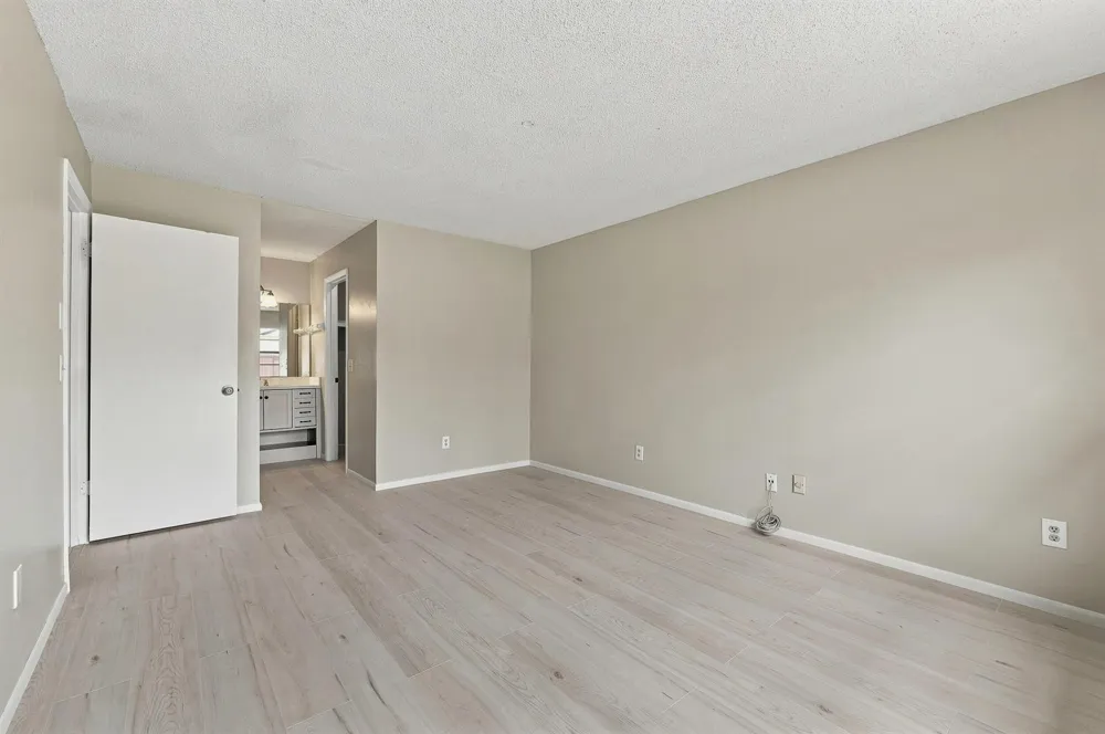 111 Jersey Woods Court Orlando, FL 32824