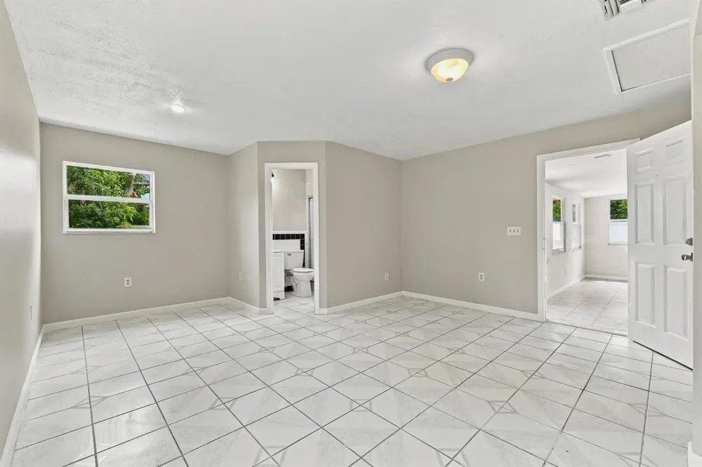111 Jersey Woods Court Orlando, FL 32824