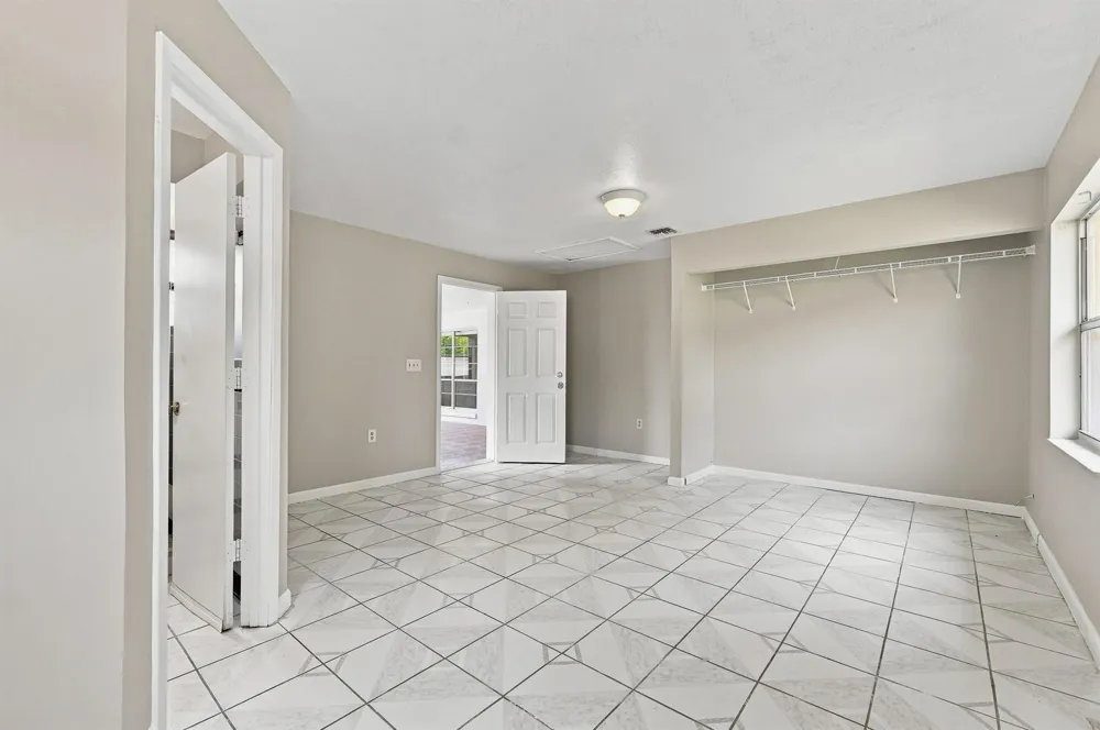 111 Jersey Woods Court Orlando, FL 32824