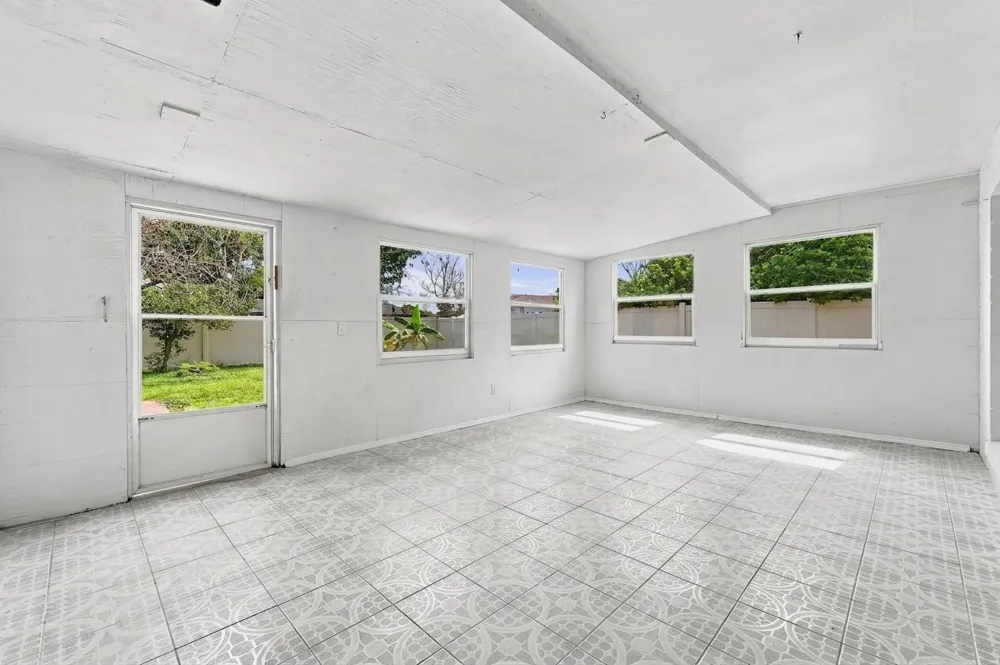 111 Jersey Woods Court Orlando, FL 32824
