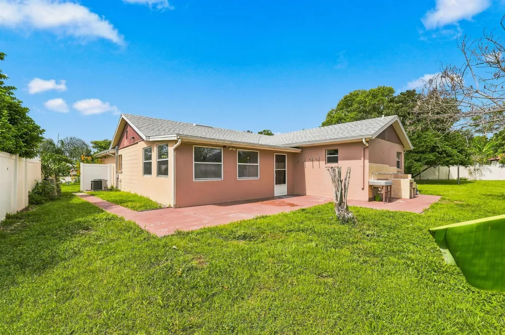 111 Jersey Woods Court Orlando, FL 32824