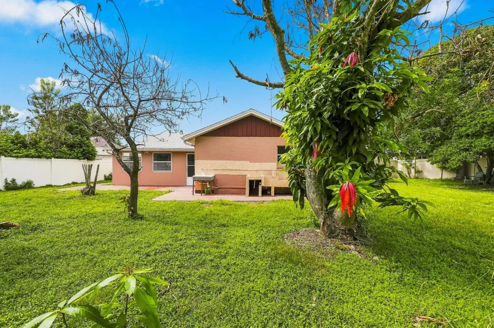 111 Jersey Woods Court Orlando, FL 32824