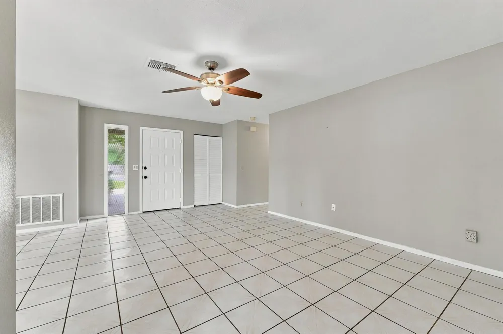 111 Jersey Woods Court Orlando, FL 32824