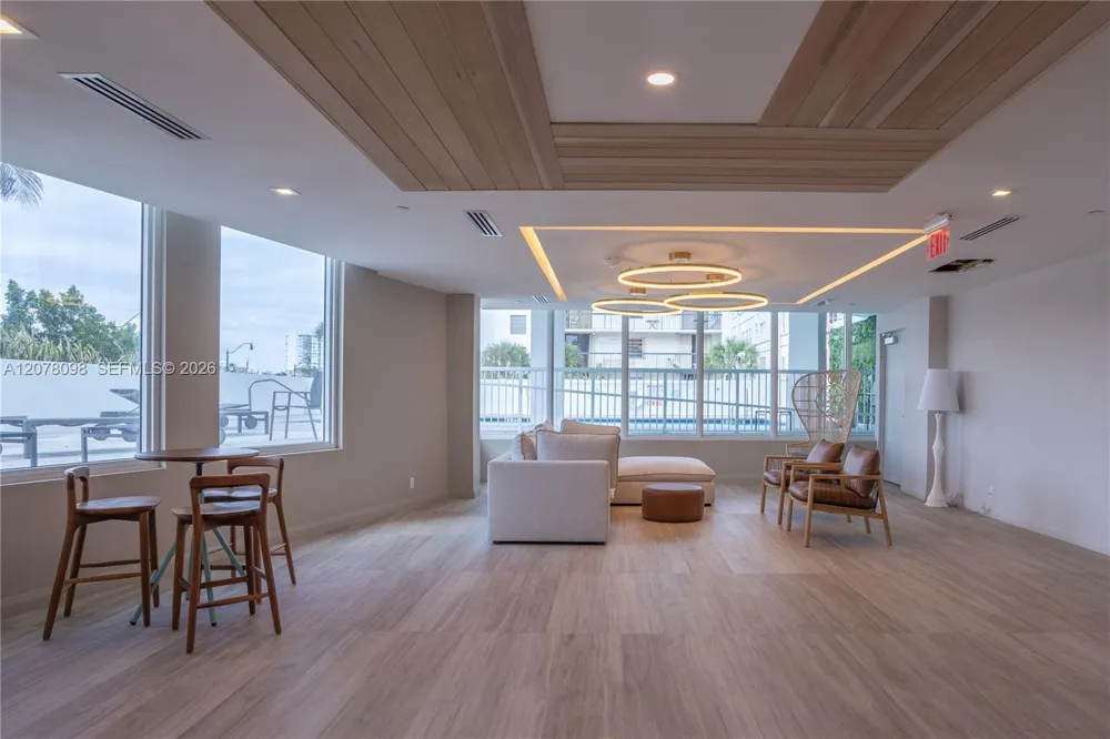 3411 Indian Creek Dr #1204 Miami Beach, FL 33140
