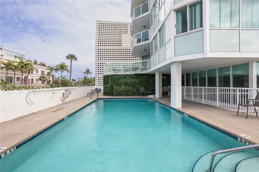 3411 Indian Creek Dr #1204 Miami Beach, FL 33140