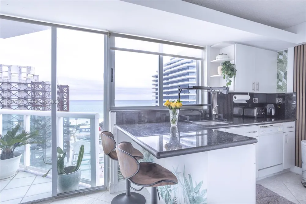 3411 Indian Creek Dr #1204 Miami Beach, FL 33140