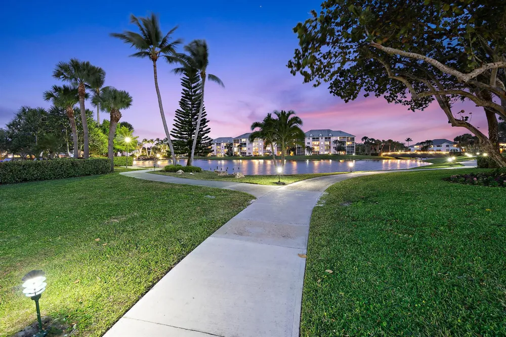 353 S US Hwy 1 #c203 Jupiter, FL 33477