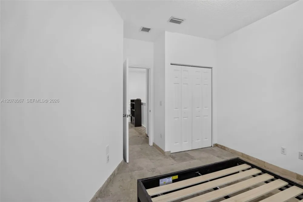 4927 Harbor Isles Dr #205 Dania Beach, FL 33312