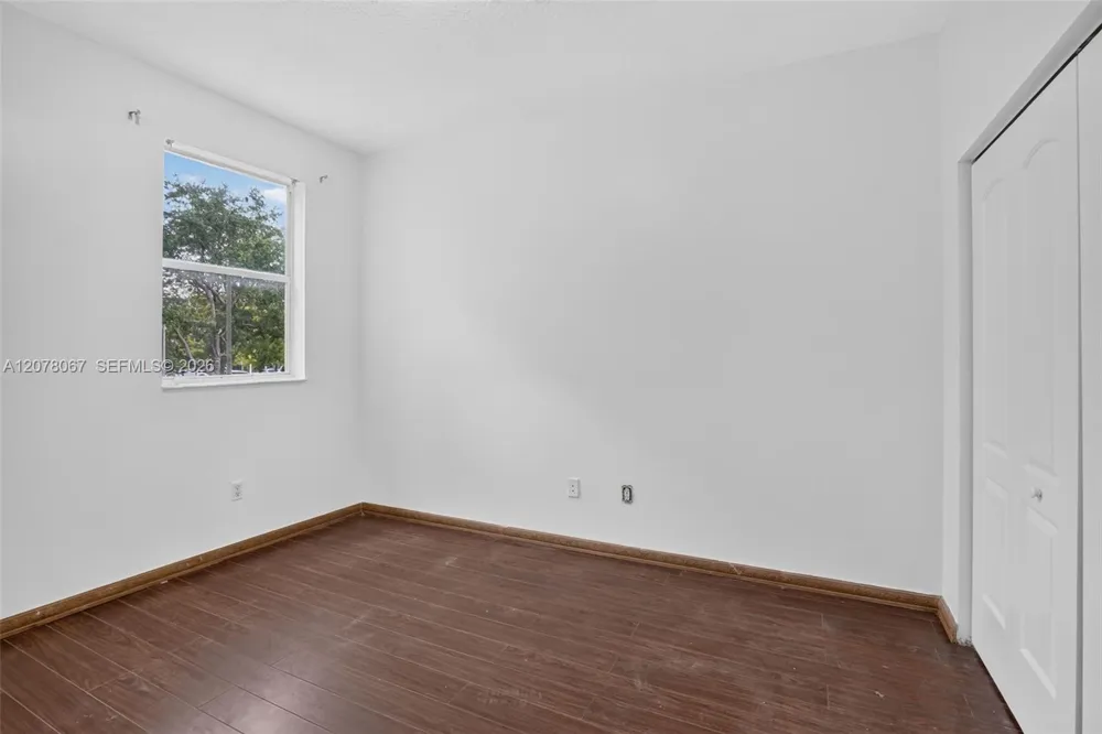 4927 Harbor Isles Dr #205 Dania Beach, FL 33312