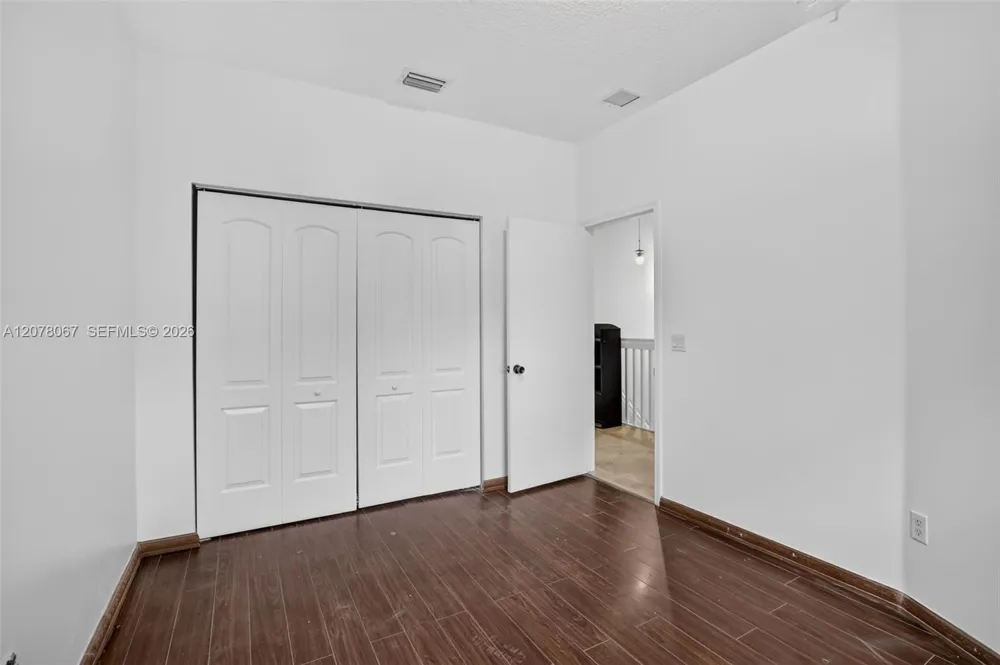 4927 Harbor Isles Dr #205 Dania Beach, FL 33312