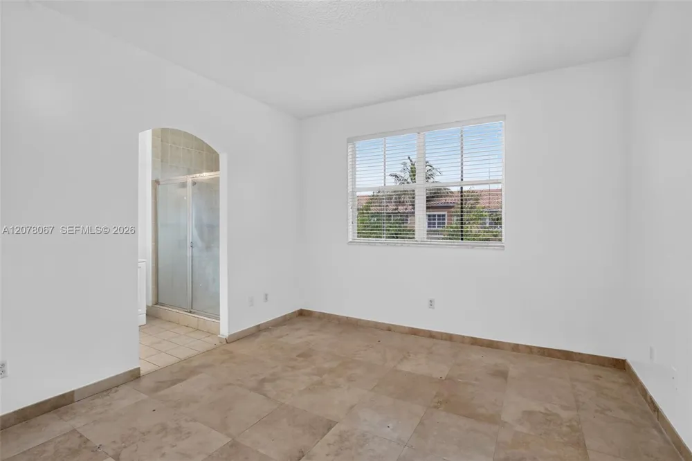 4927 Harbor Isles Dr #205 Dania Beach, FL 33312