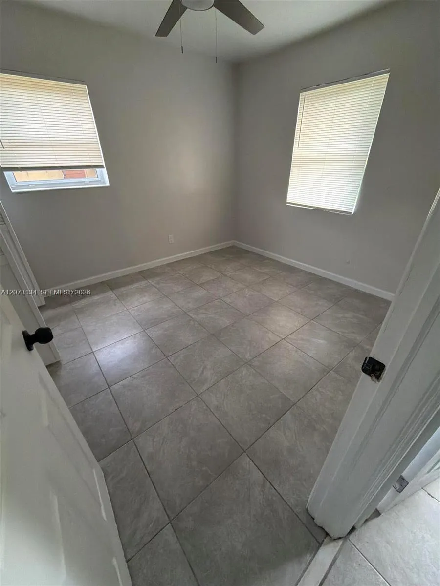 942 NW 11th Ct Fort Lauderdale, FL 33311