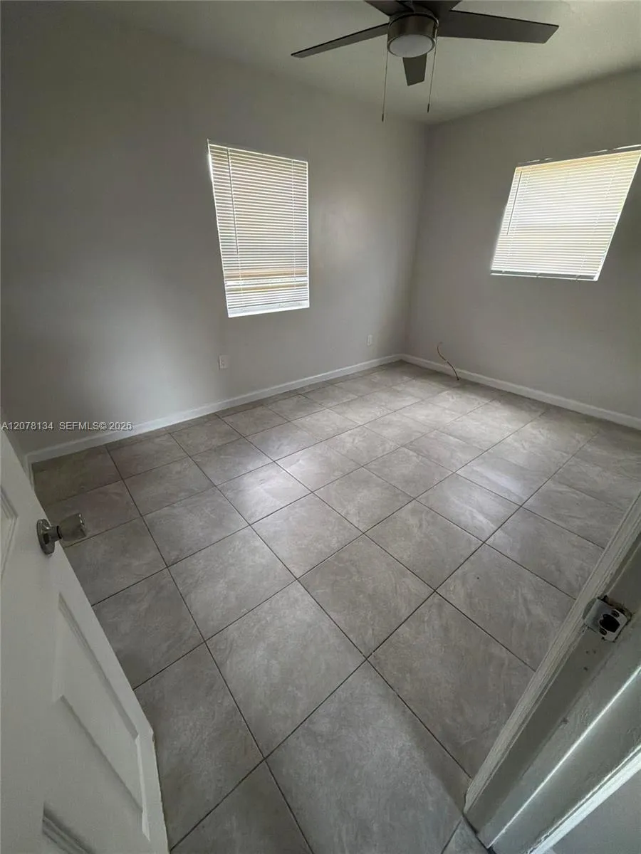 942 NW 11th Ct Fort Lauderdale, FL 33311