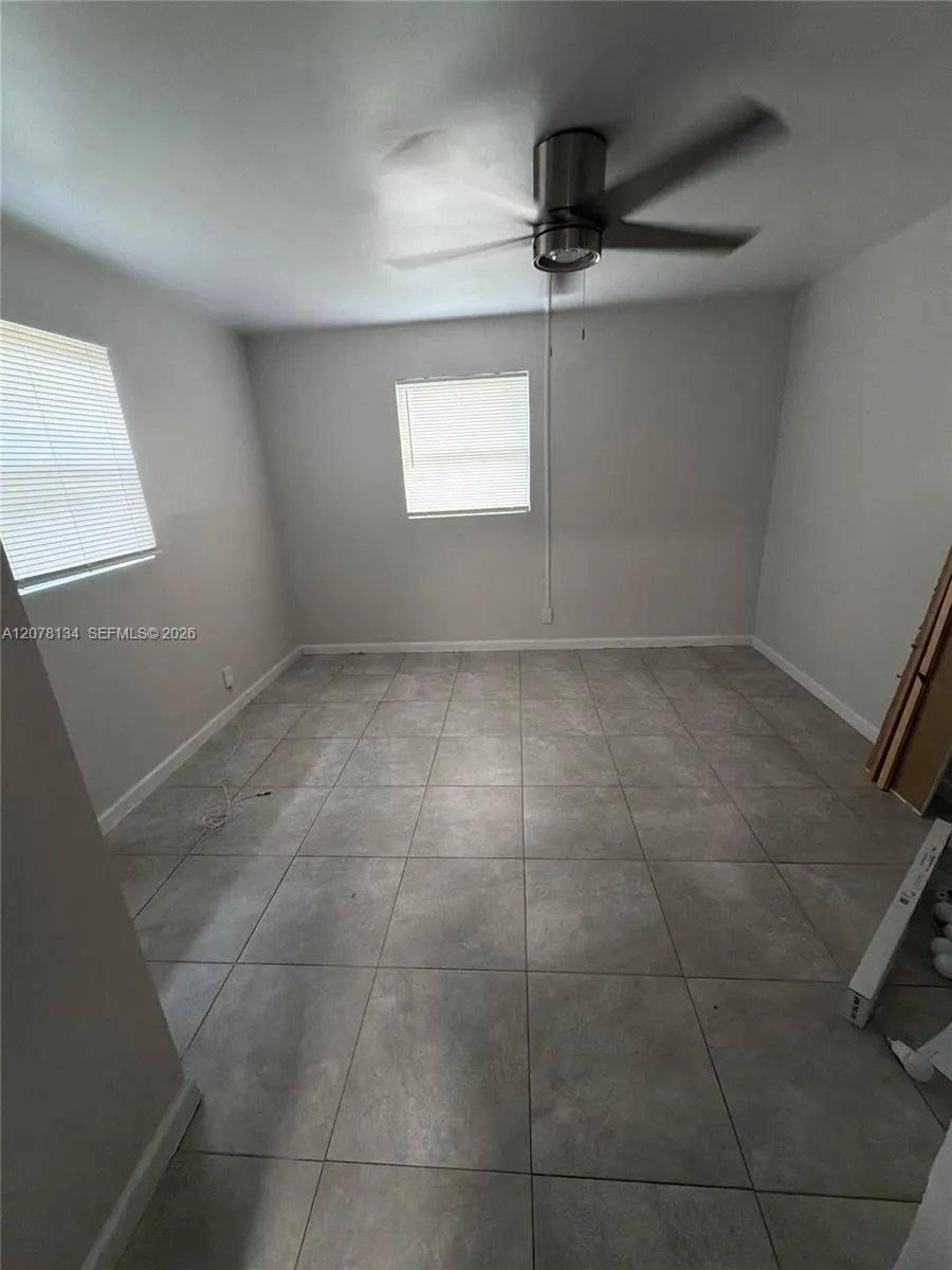 942 NW 11th Ct Fort Lauderdale, FL 33311