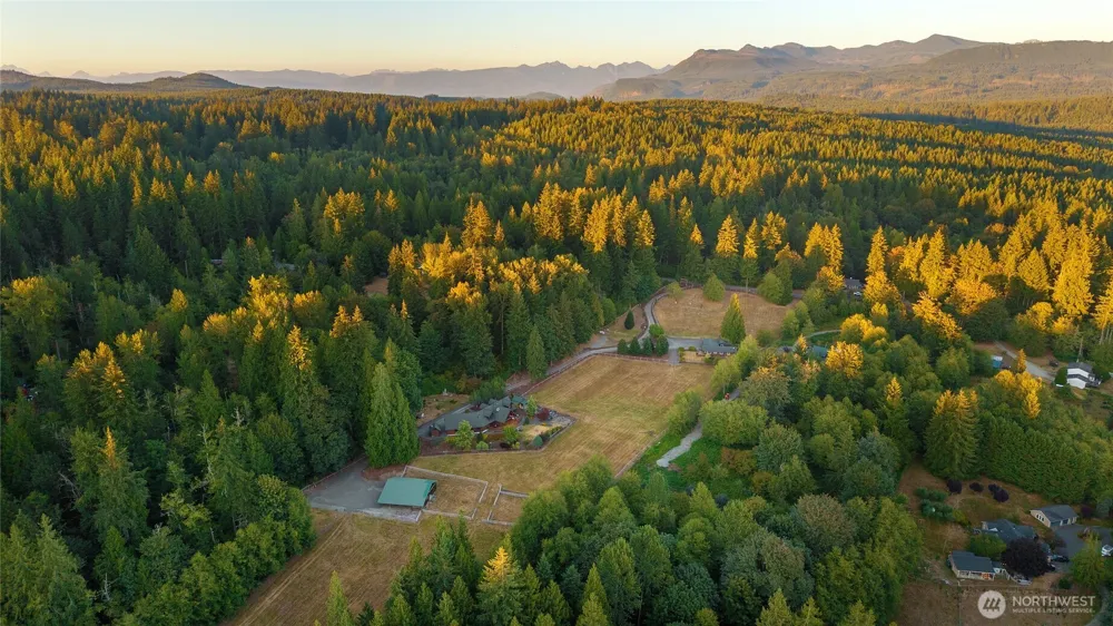 18617 320th Avenue NE Duvall, WA 98019