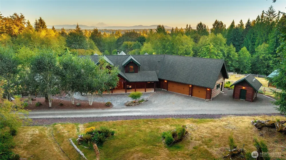 18617 320th Avenue NE Duvall, WA 98019