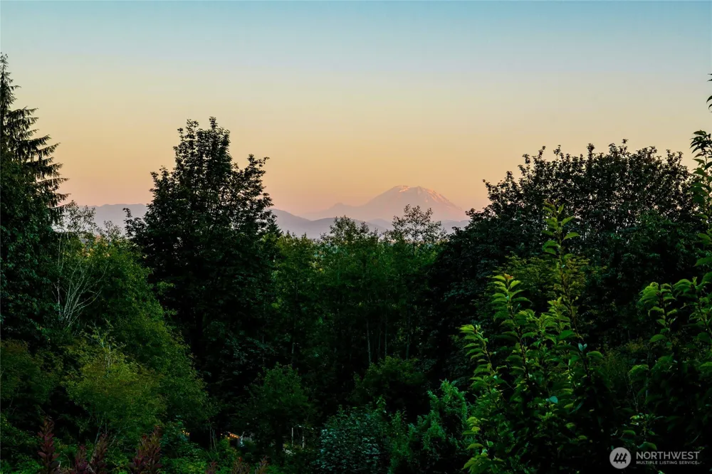 18617 320th Avenue NE Duvall, WA 98019