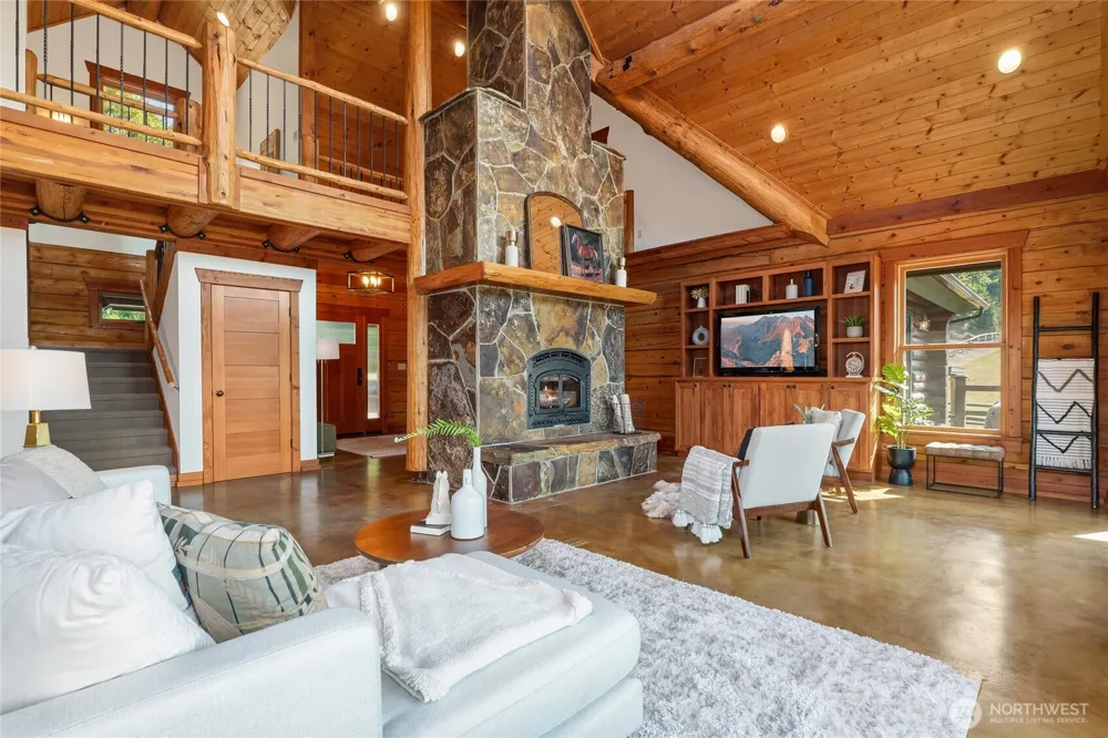 18617 320th Avenue NE Duvall, WA 98019