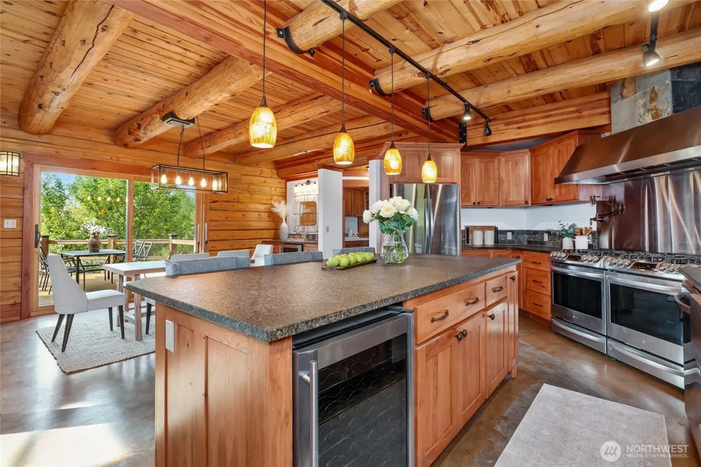 18617 320th Avenue NE Duvall, WA 98019