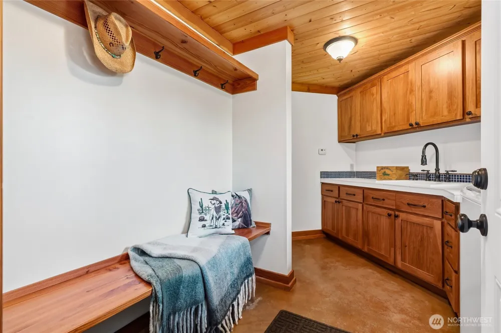 18617 320th Avenue NE Duvall, WA 98019