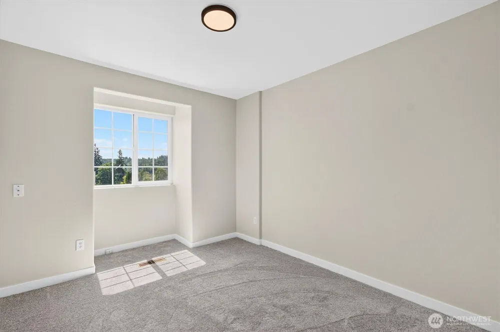 2701 Glen More Street Kelso, WA 98626